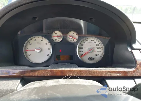 2005 Ford Five Hundred Limited from USA, damaged, VIN 1FAHP25185G132715